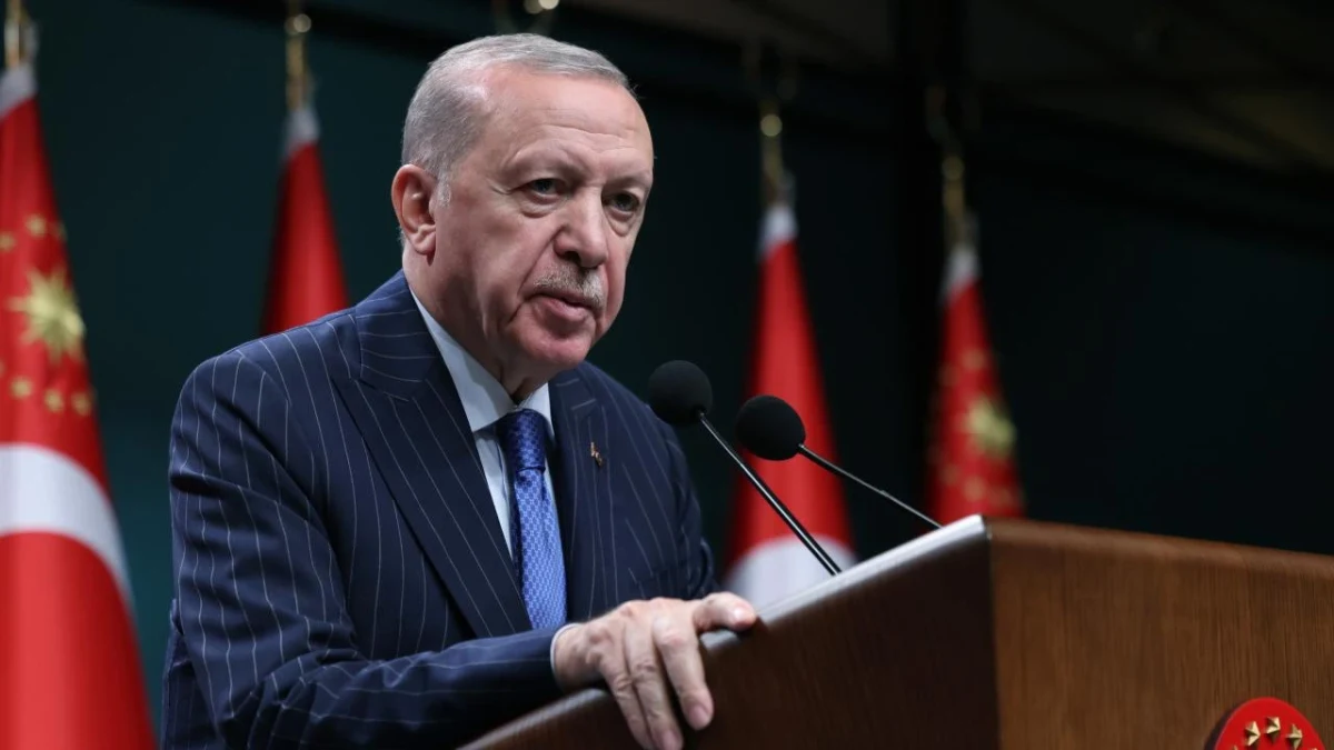 Cumhurbaşkanı Recep Tayyip Erdoğan kürsüde konuşma yapıyor