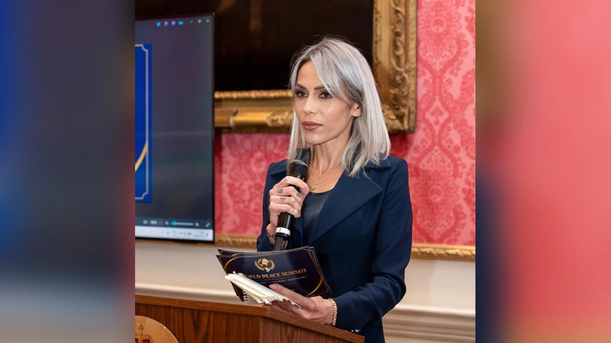 Konuşma yapan Derya Şahin