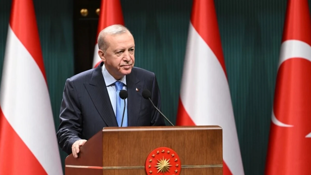 Recep Tayyip Erdoğan, kürsüde konuşma yapıyor