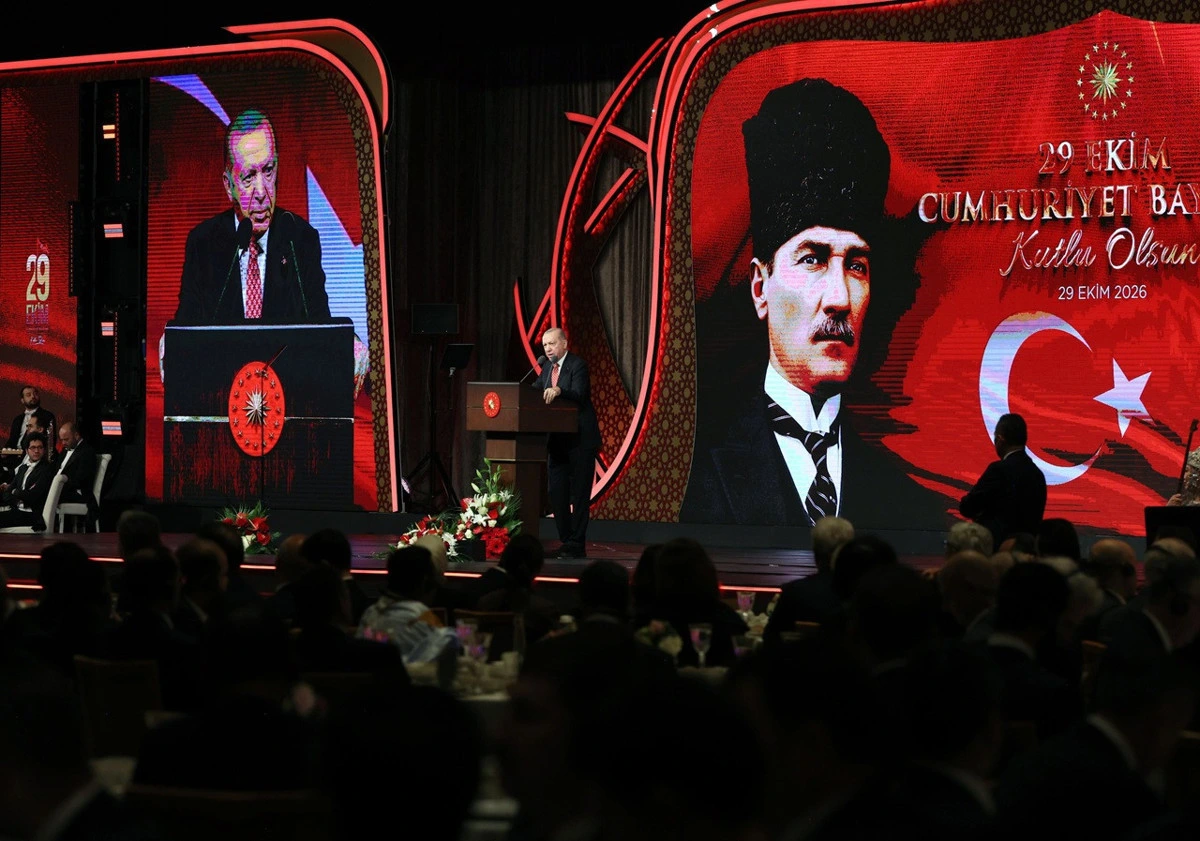 Cumhuriyet Bayramı programında konuşma yapan Cumhurbaşkanı Erdoğan