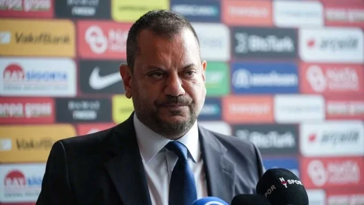 Trabzonspor Başkanı Ertuğrul Doğan basın toplantısında
