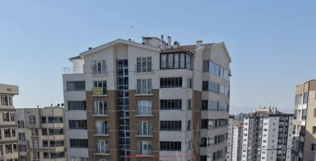 Eryaman’da farklı kat yüksekliklerine sahip apartmanlar