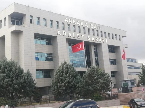 Etimesgut’ta Drift Yapan 16 Şüpheli Gözaltına Alındı