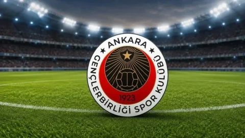 Stadyum görüntüsü önünde Gençlerbirliği Spor Kulübü arması