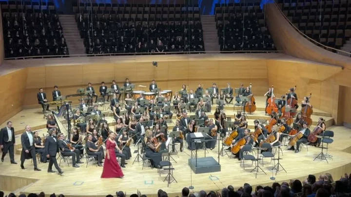 Hacettepe Üniversitesi Senfoni Orkestrası, “Yankılı Tepeler” konserinde sahnede