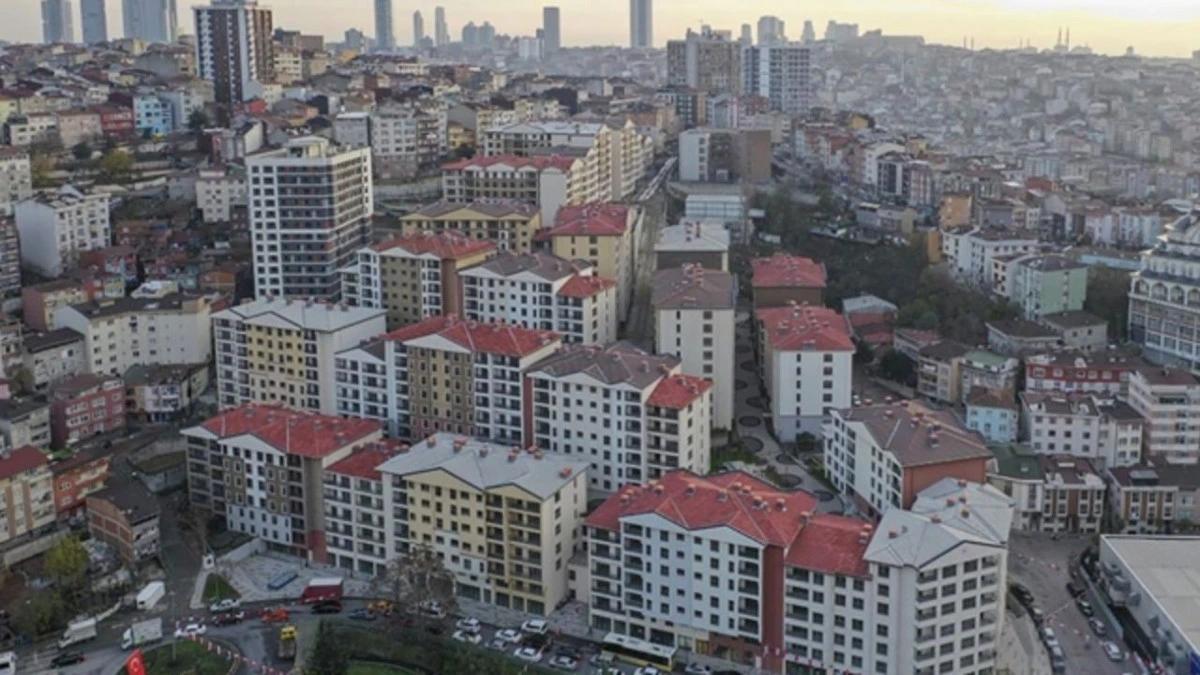 İstanbul’da yoğun konut dokusu ve apartman binaları