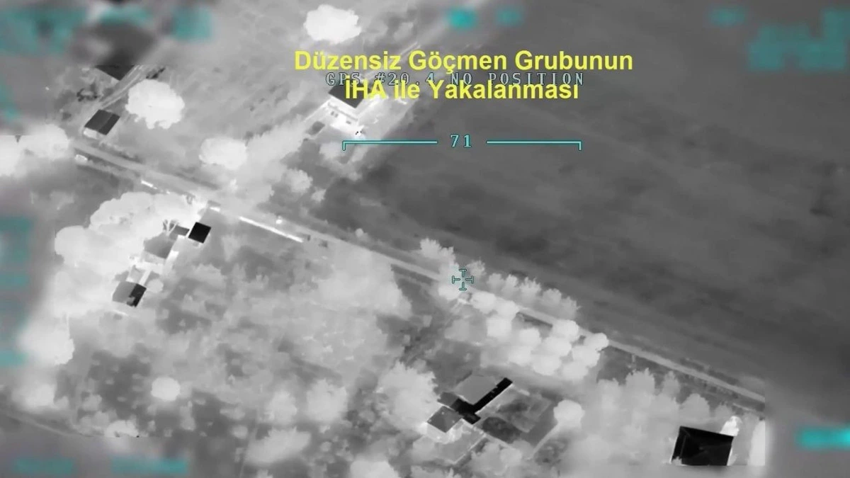 JİHA görüntüsünde yol ve çevresindeki arazi