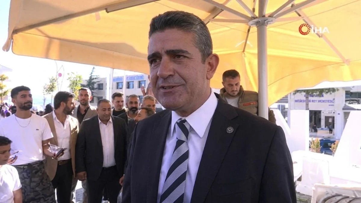 Haymana Belediye Başkanı Levent Koç festival alanında