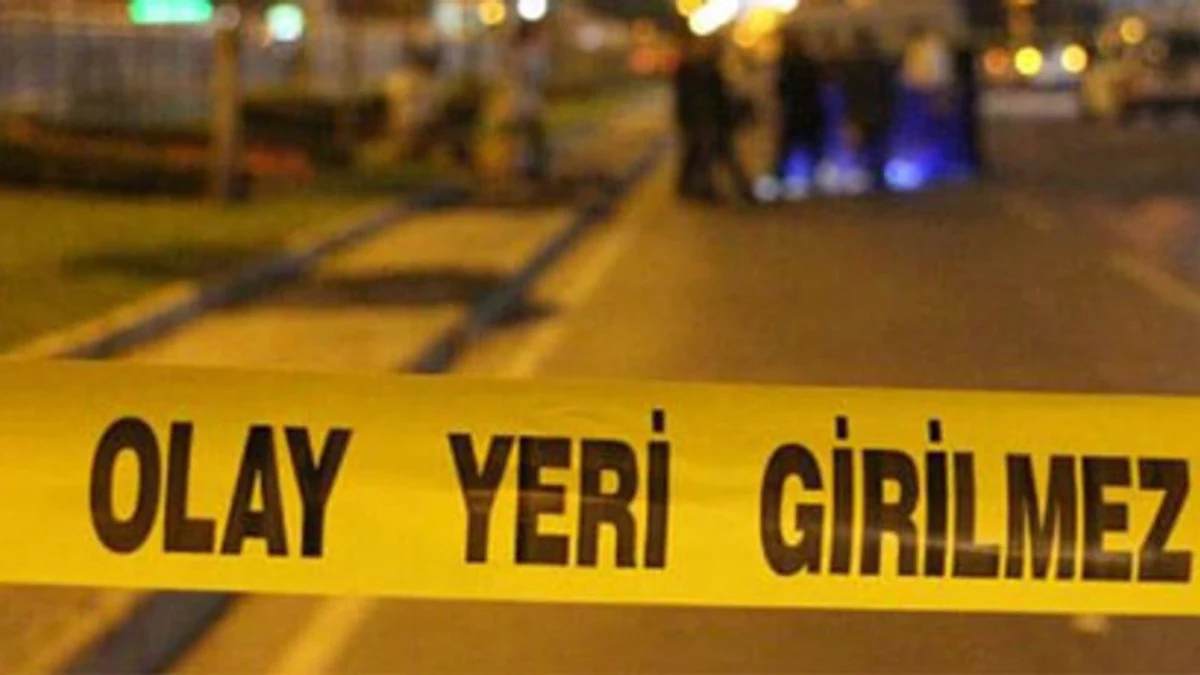 Maltepe’deki bina çökmesi sonrası olay yerini gösteren güvenlik şeridi