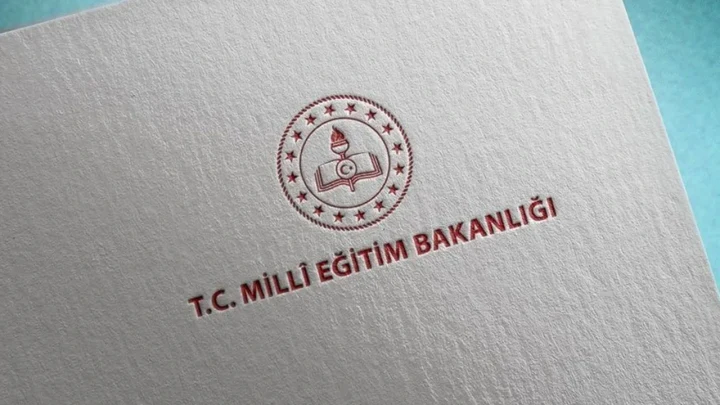 Türkiye Cumhuriyeti Millî Eğitim Bakanlığı amblemi ve kurum adı