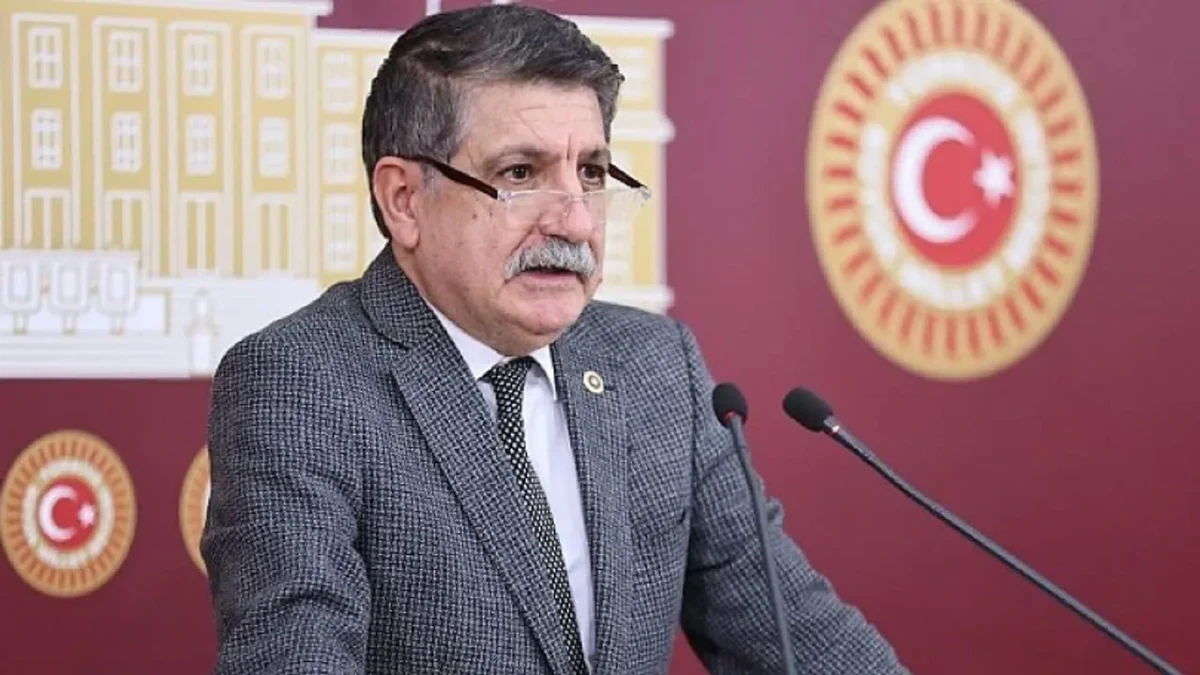 Yeni Parti Kocaeli Milletvekili Mühip Kanko, TBMM kürsüsünde konuşuyor