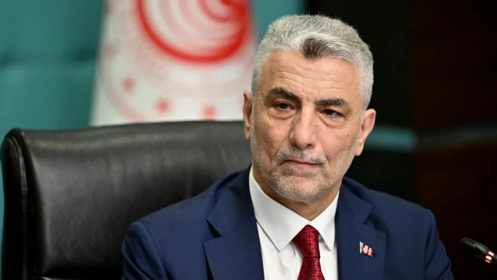 Ticaret Bakanı Ömer Bolat açıklama yaptığı sırada