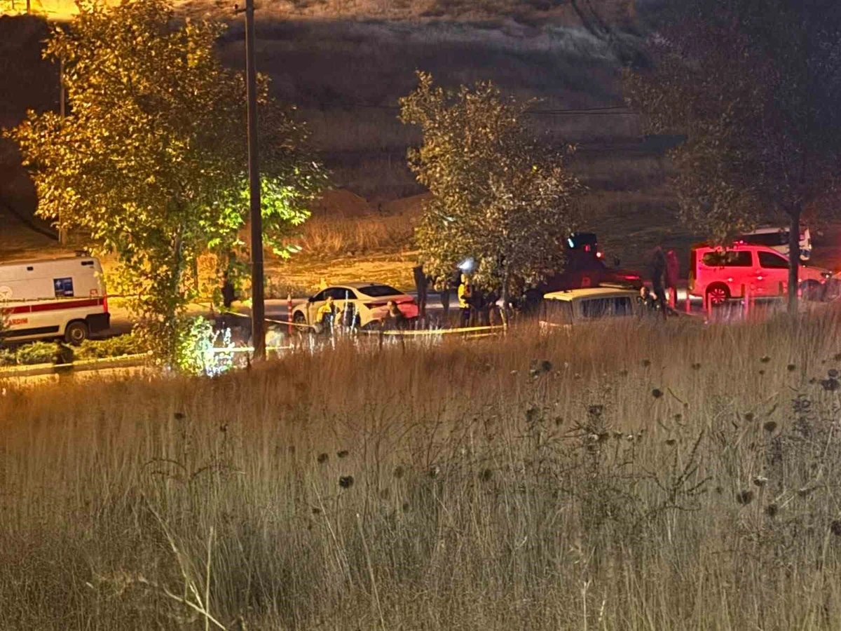 Pursaklar’daki olay yerinde ambulans ve araçlar
