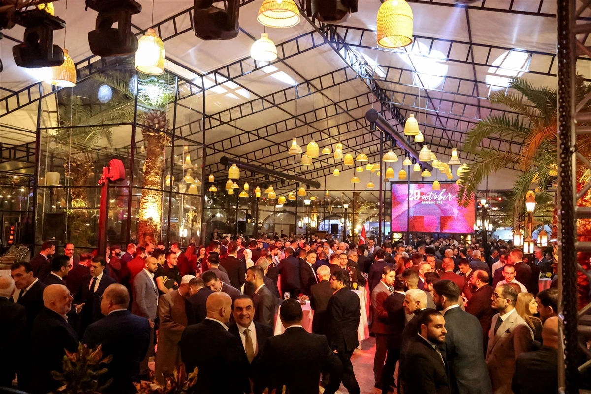 Şam’daki Cumhuriyet Bayramı resepsiyonunda bir araya gelen davetliler