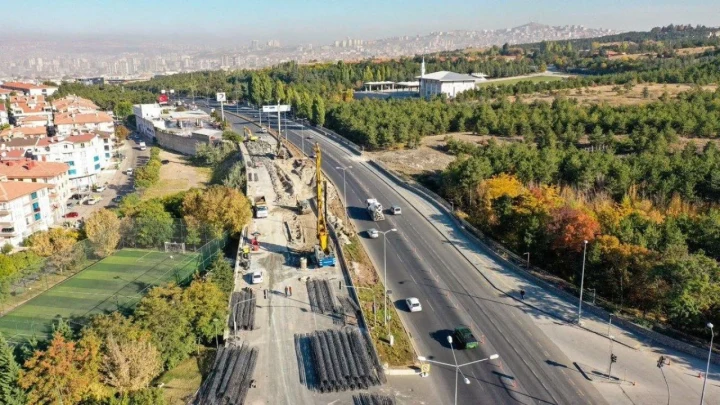 Ankara’da Samsun Yolu ve çevresindeki yerleşim alanları havadan görülüyor.