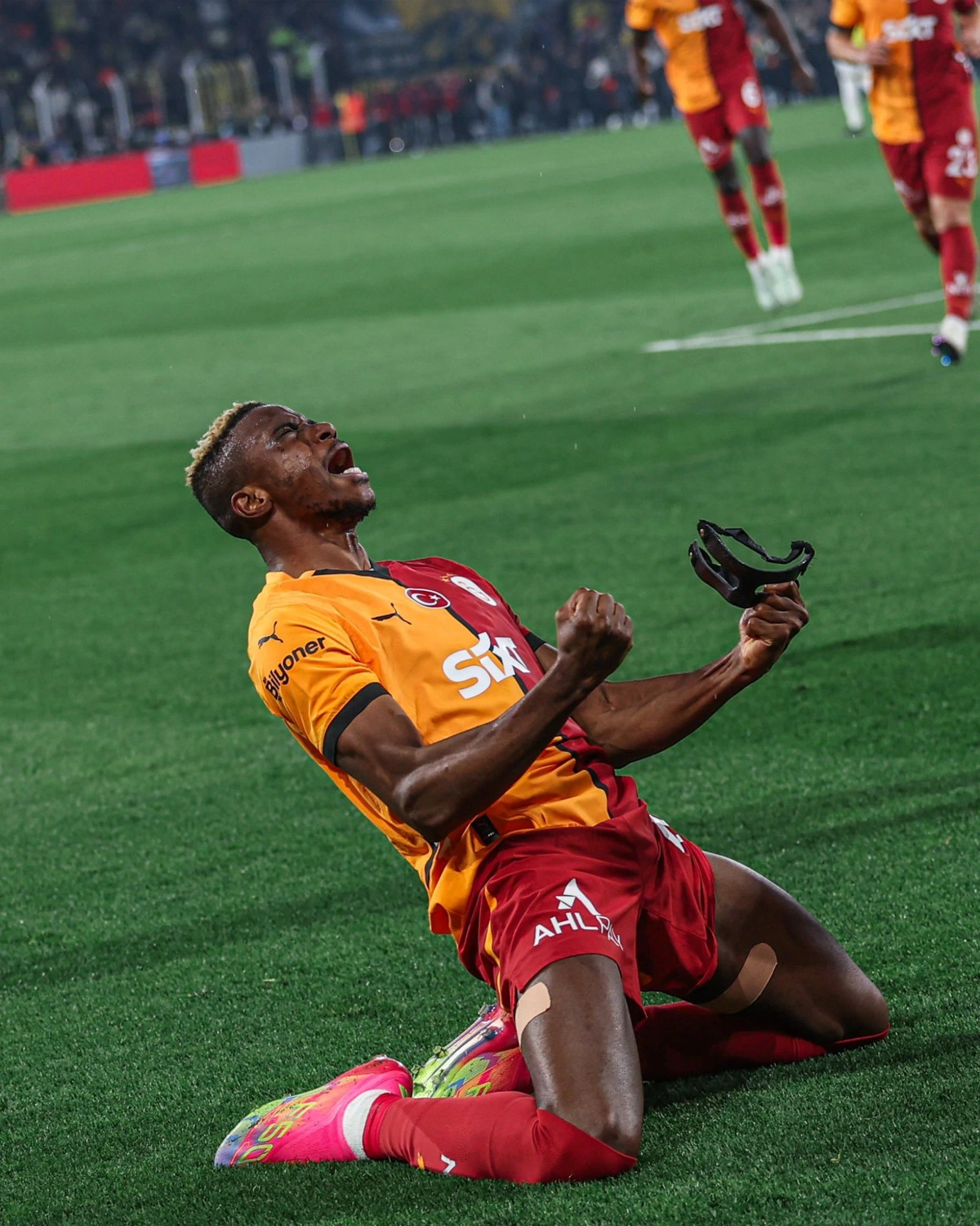 Galatasaray formasıyla Victor Osimhen gol sevinci yaşıyor
